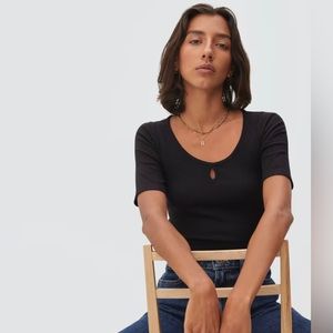Everlane black keyhole shirt
